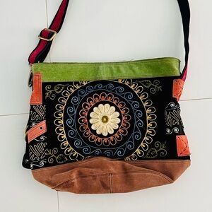 Lucky Brand, large Crossbody suede embroidered multicolor bag